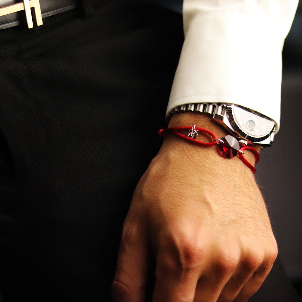 bracelet pierre rouge porte bonheur