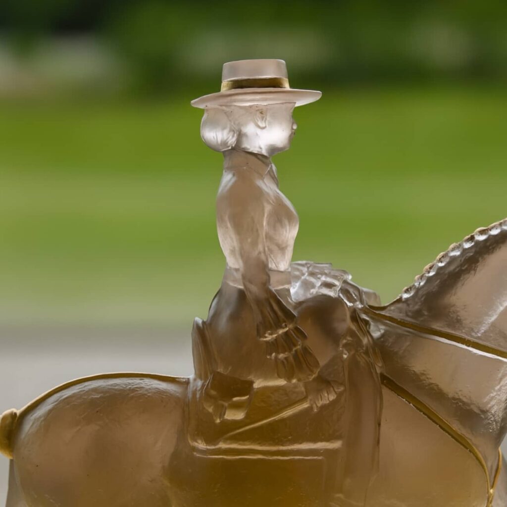 nettoyer-une-pate-de-verre-cristal-daum