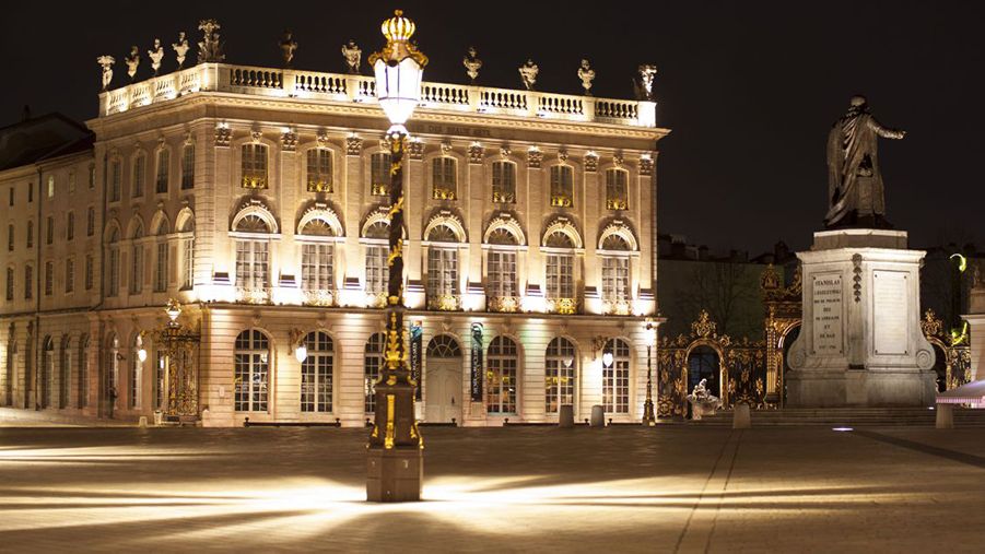 exterieur musee des beaux arts place Stanislas