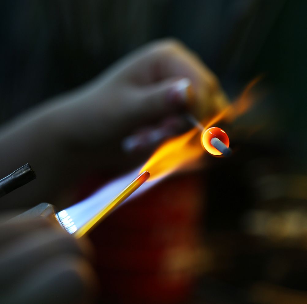 Tout savoir sur les perles de verre au chalumeau (2020) Michael Vessiere