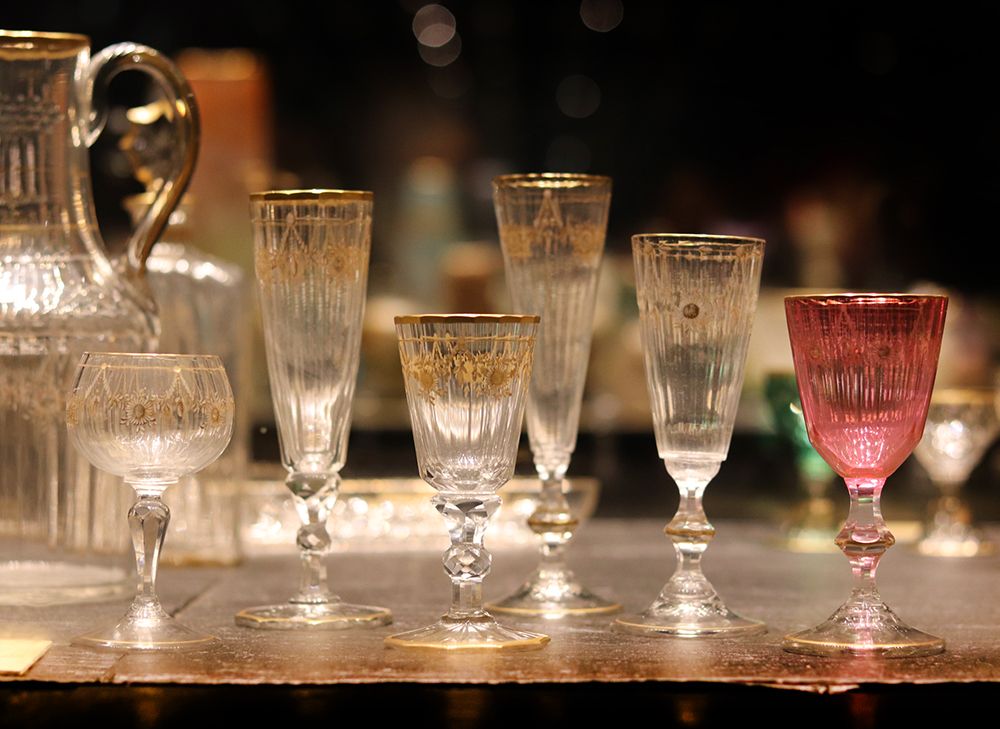 service de verre dore a l'or fin de la cristallerie Daum