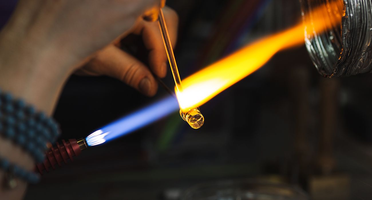 Tout savoir sur les perles de verre au chalumeau (2020) Michael Vessiere