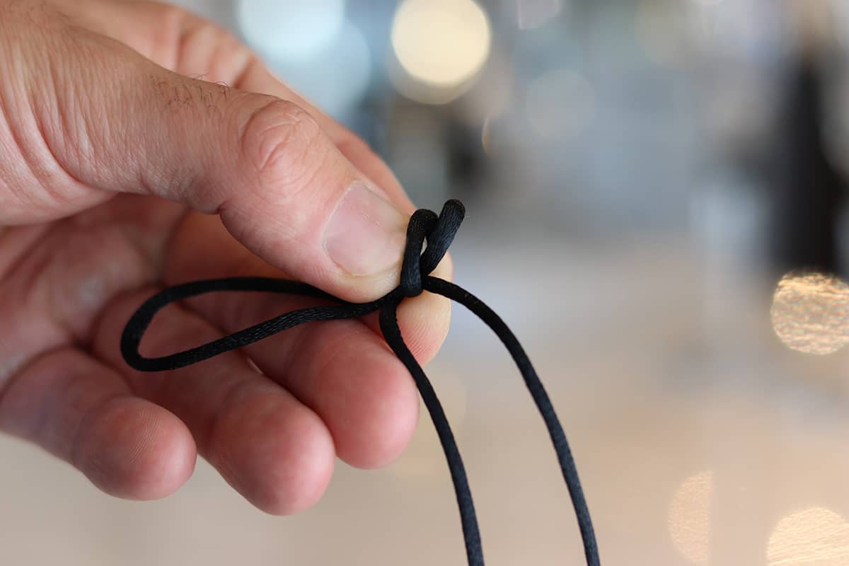 Comment Faire un Noeud Coulissant pour bracelet en vidéo