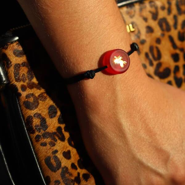 bracelet-chardon-rouge-verre-michael-vessiere