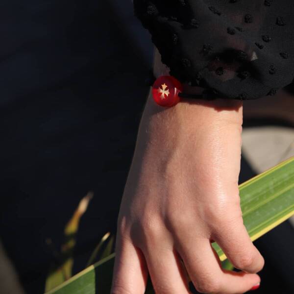 bracelet-croix-occitane-rouge-michael-vessiere