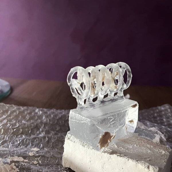 bijou-bretzel-pate-de-cristal