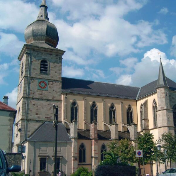 eglise-abbatiale-Saint-Pierre