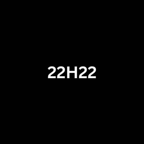 22h22