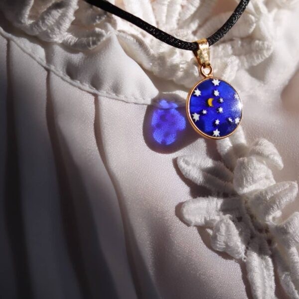 collier-medaillon-murano-nuit-etoilee