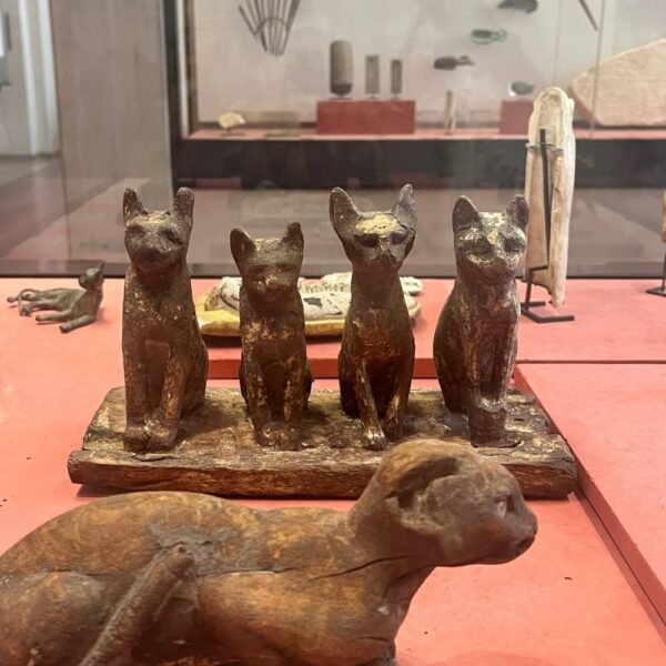 sculpture-chat-bastet