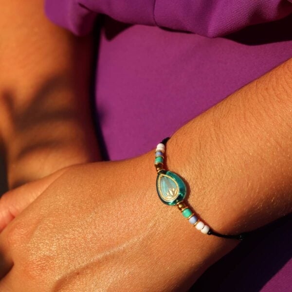 bracelet-fleur-de-lotus-verre