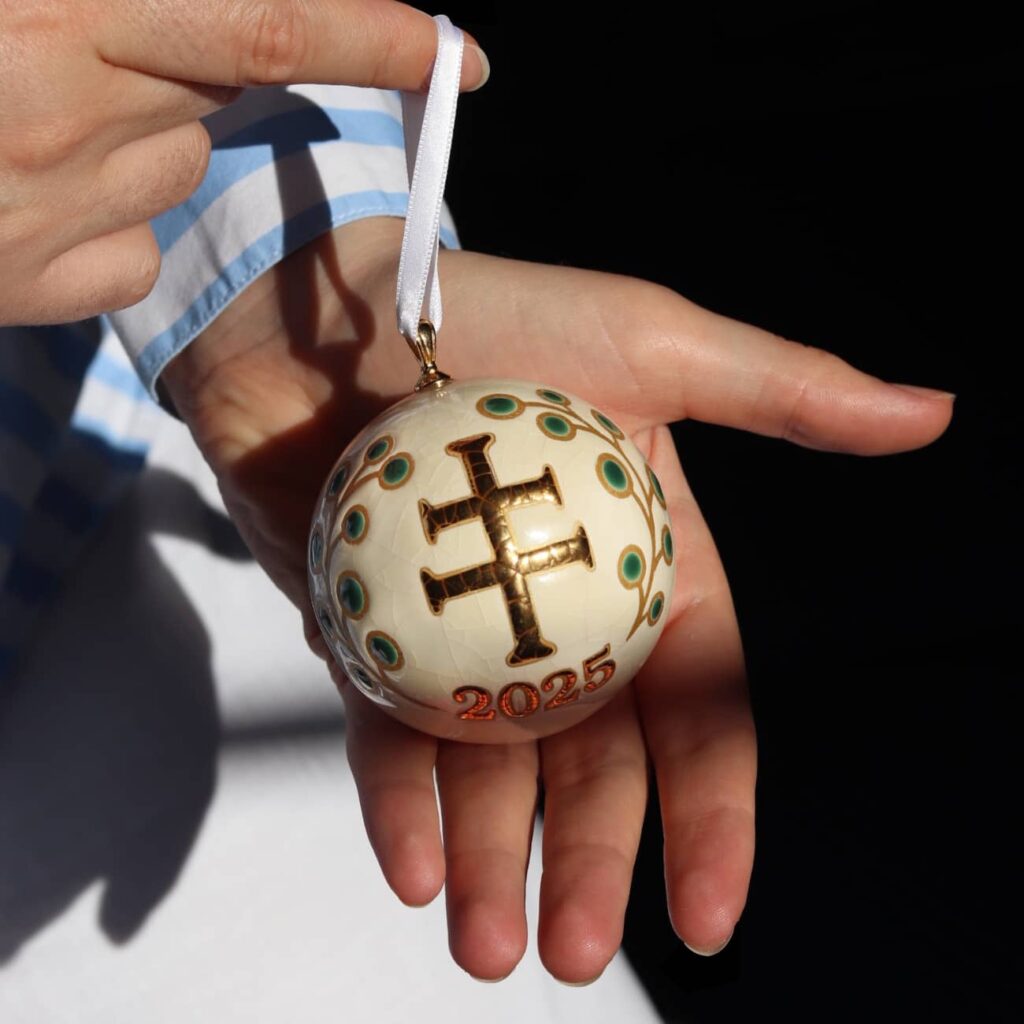 boule-de-noel-artisanale-2025